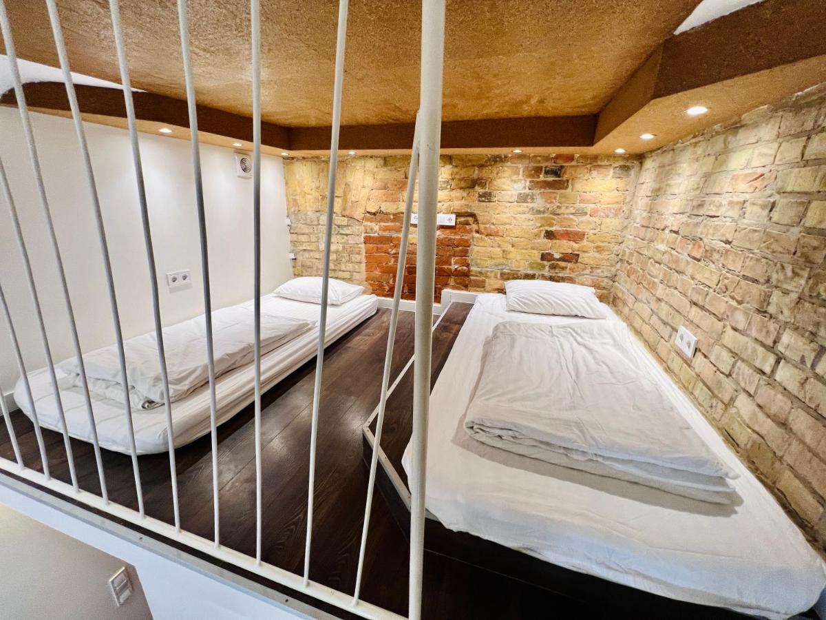 Kyiv Art Apartments Near Golden Gate Bagian luar foto